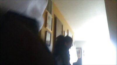 Păsărică proaspătă Teen Expuse Pe Webcam